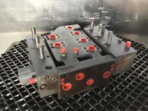 Liebherr Valveblock dismantled